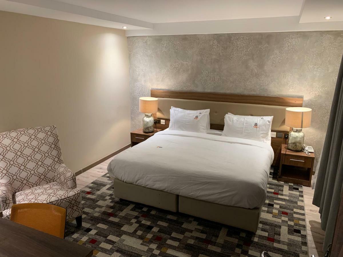 Taidy'S Suites - Nakuru Kültér fotó