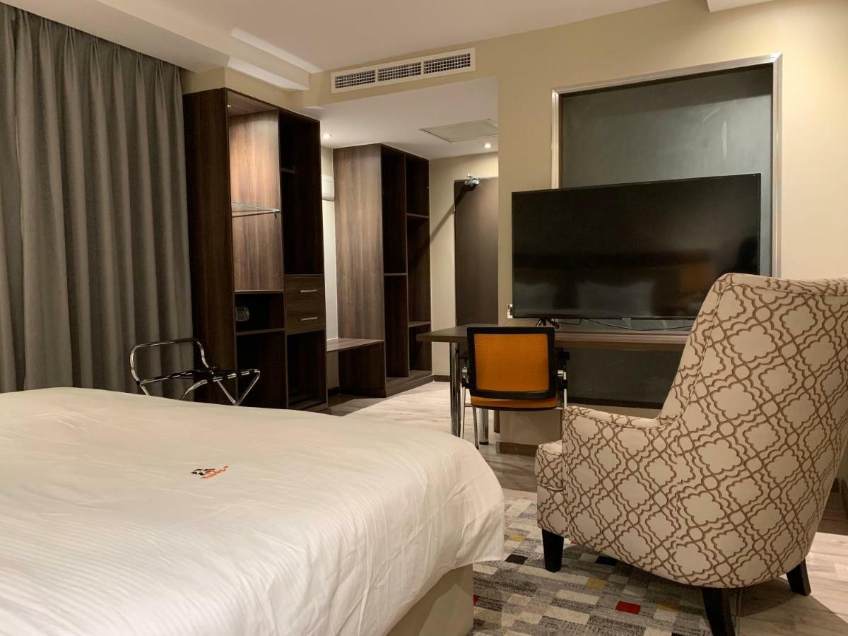 Taidy'S Suites - Nakuru Kültér fotó