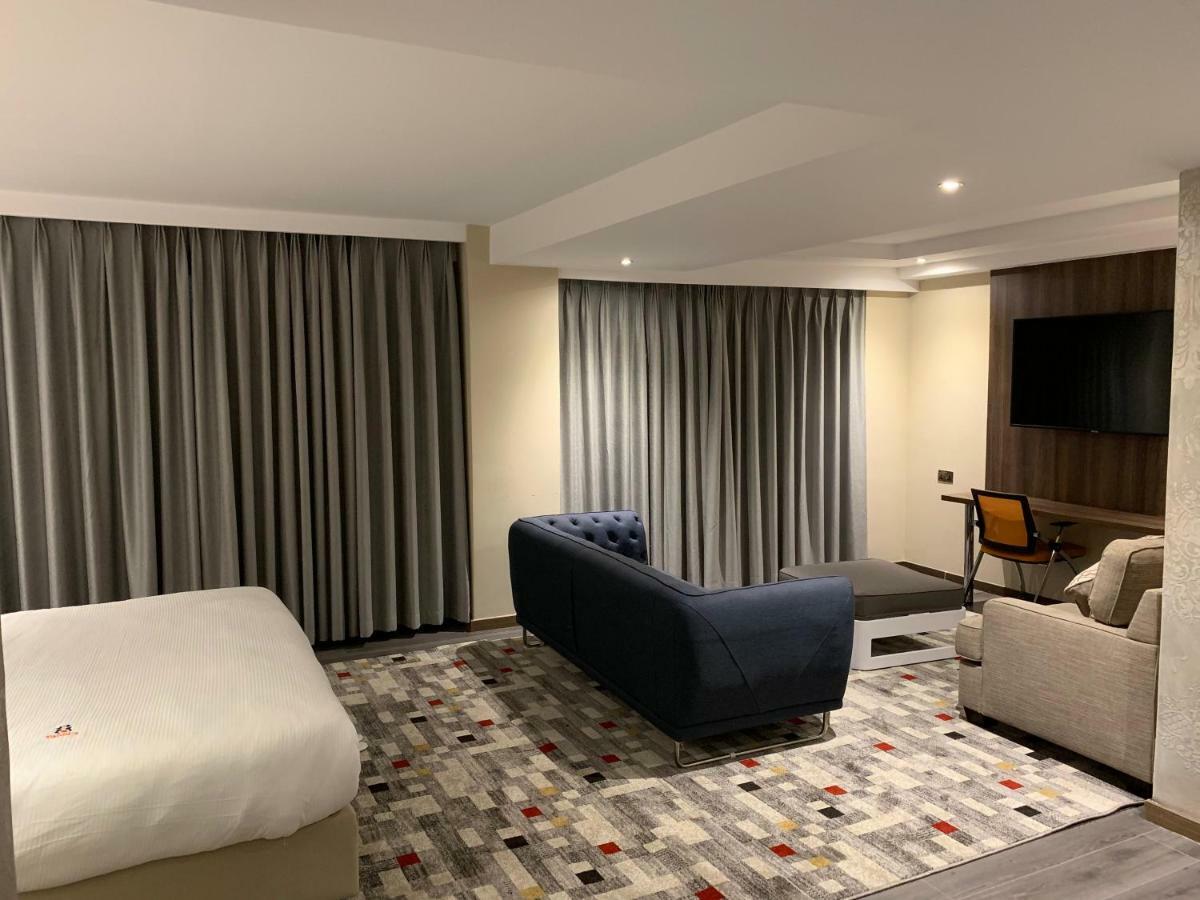 Taidy'S Suites - Nakuru Kültér fotó