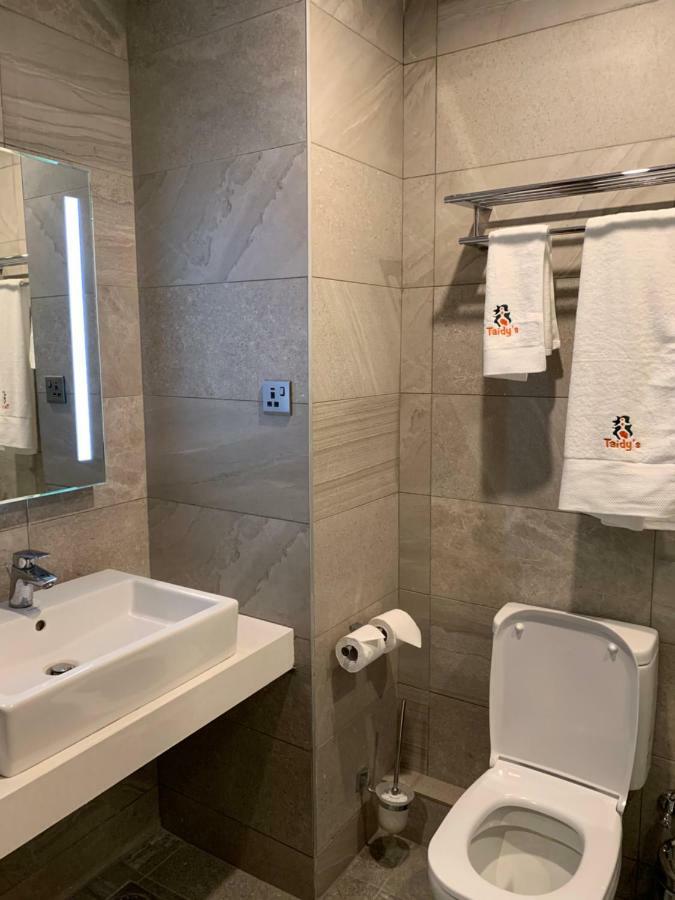 Taidy'S Suites - Nakuru Kültér fotó