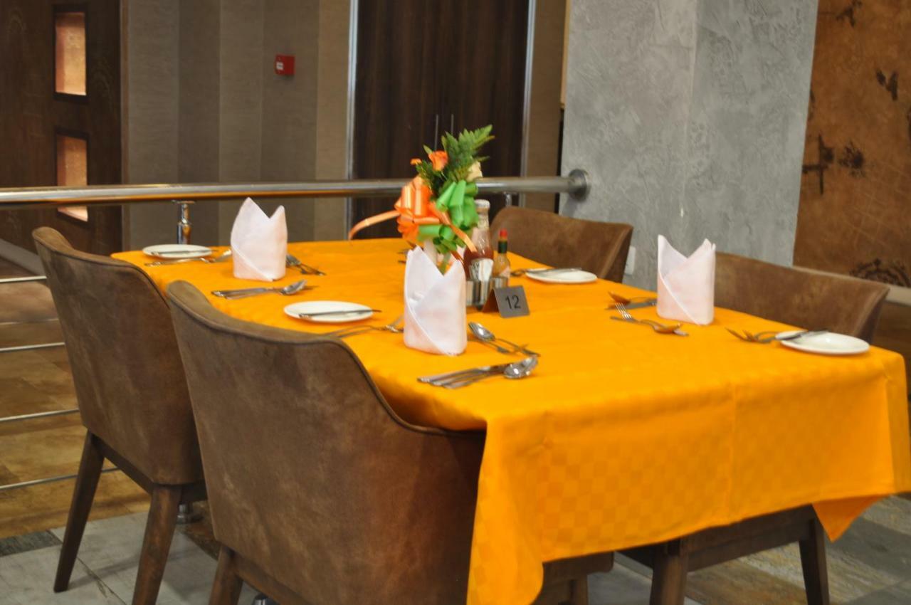 Taidy'S Suites - Nakuru Kültér fotó